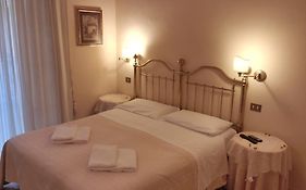 Marta Guest House Rome